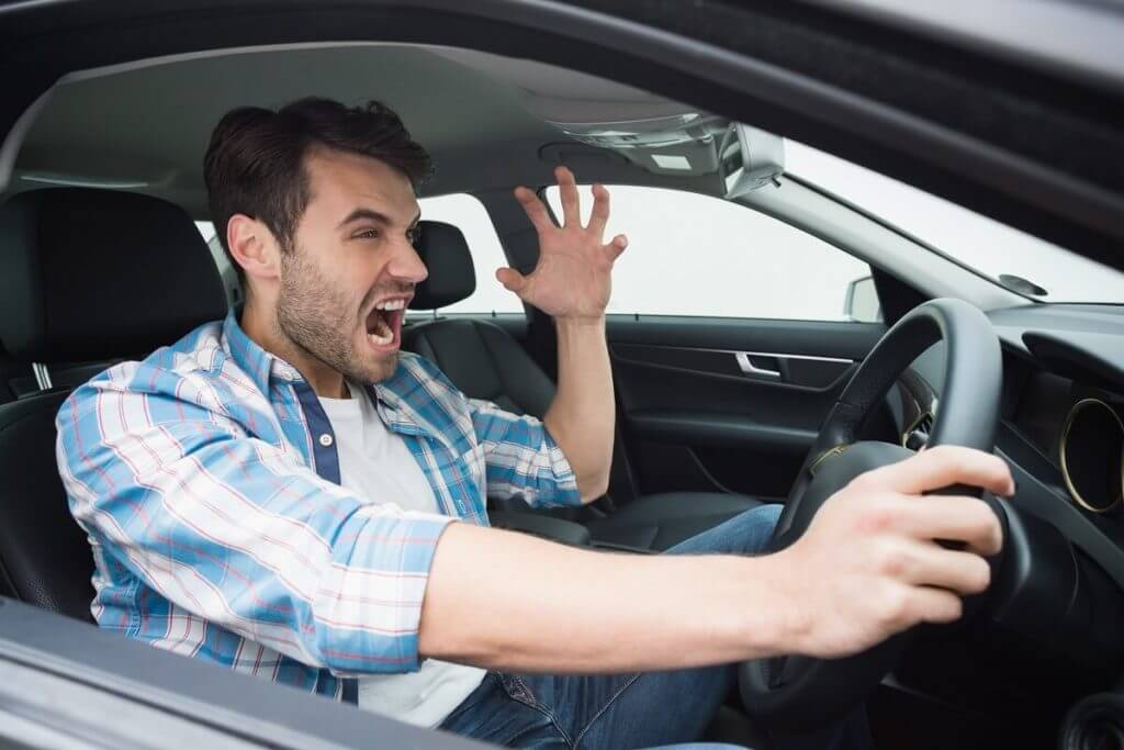 کنترل عصبانیت هنگام رانندگی